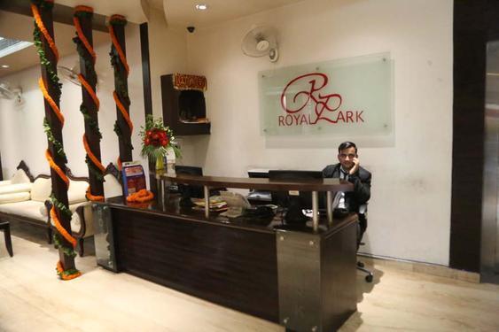 Royal Park Hotels & Resorts Ghaziabad Dış mekan fotoğraf